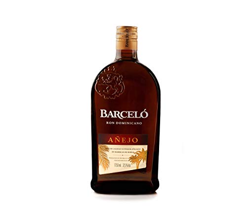 Ron Barceló Añejo, Botella de Ron Dominicano, Añejado en Barricas de Roble, botella de 1750 ml