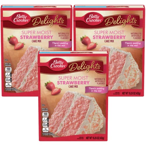 Betty Crocker - Mezcla de pastel de fresa súper húmeda, para hornear postres de fresa delicioso y esponjoso, paquete de 3 x 432 g